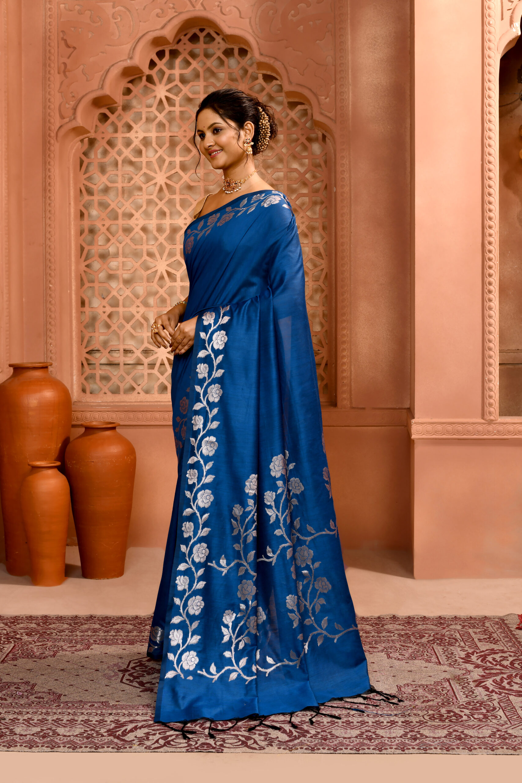 Blue Handloom Open Par Border Saree