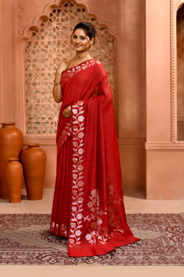 Red Handloom Open Par Border Saree